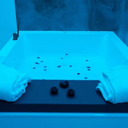 Dreams Luxury בית הארחה 4*