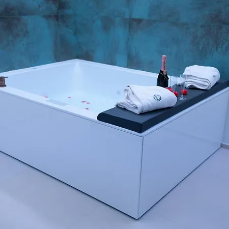 בית הארחה Dreams Luxury