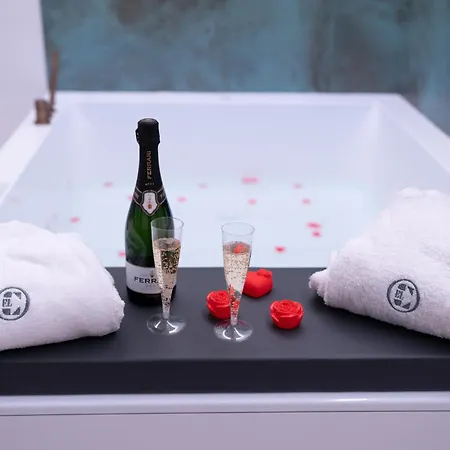 Dreams Luxury בית הארחה ג'ובינאצו